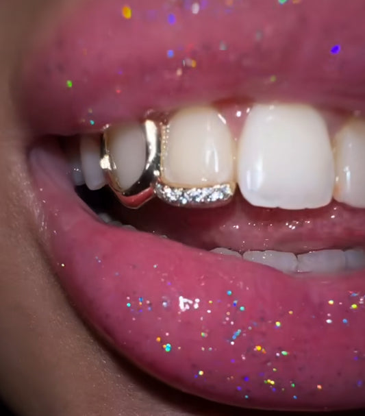 Demure Grillz 10ct yellow Gold